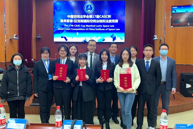 老哥俱乐部-老哥必备的交流社区