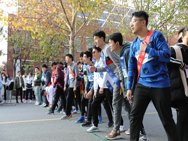 老哥俱乐部-老哥必备的交流社区