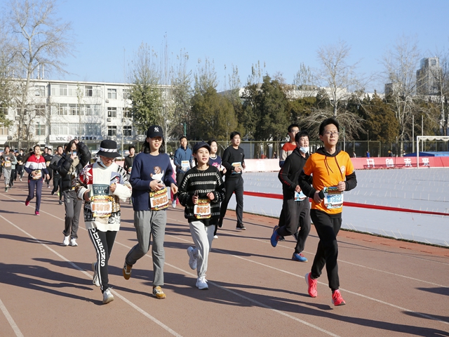 老哥俱乐部-老哥必备的交流社区