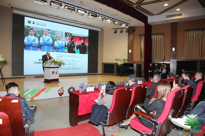 老哥俱乐部-老哥必备的交流社区