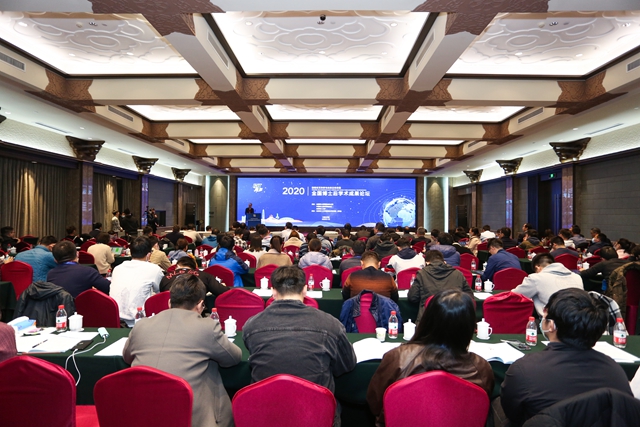 老哥俱乐部-老哥必备的交流社区