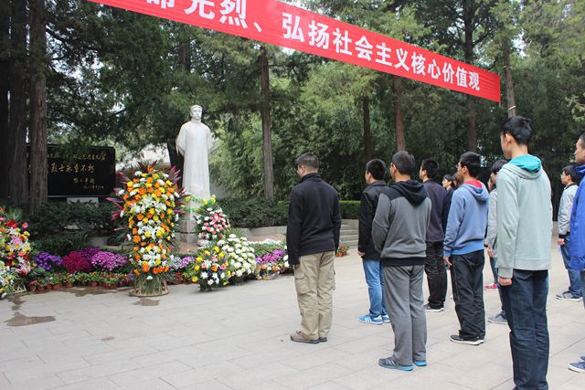 老哥俱乐部-老哥必备的交流社区