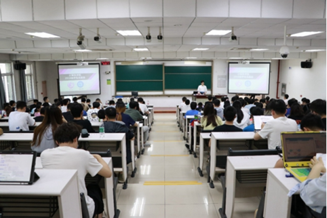 老哥俱乐部-老哥必备的交流社区