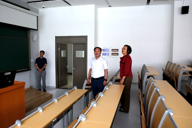 老哥俱乐部-老哥必备的交流社区