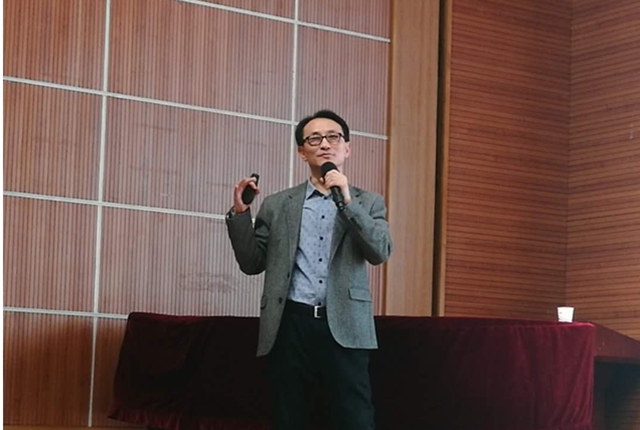 老哥俱乐部-老哥必备的交流社区