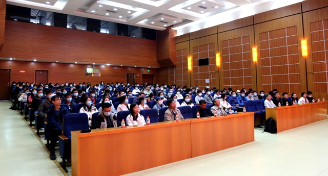 老哥俱乐部-老哥必备的交流社区