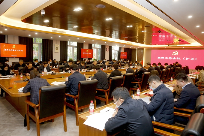 老哥俱乐部-老哥必备的交流社区