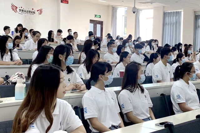 老哥俱乐部-老哥必备的交流社区