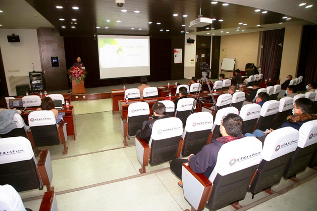 老哥俱乐部-老哥必备的交流社区