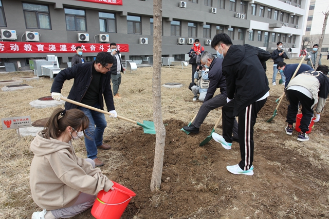 老哥俱乐部-老哥必备的交流社区