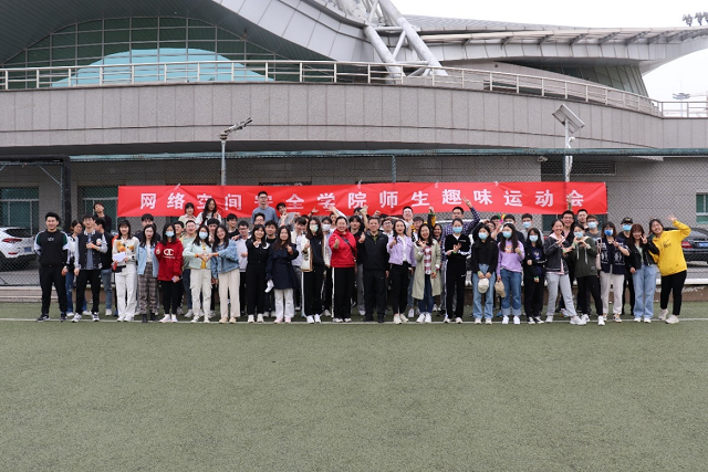 老哥俱乐部-老哥必备的交流社区