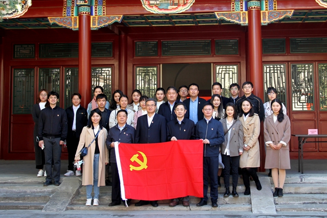 老哥俱乐部-老哥必备的交流社区