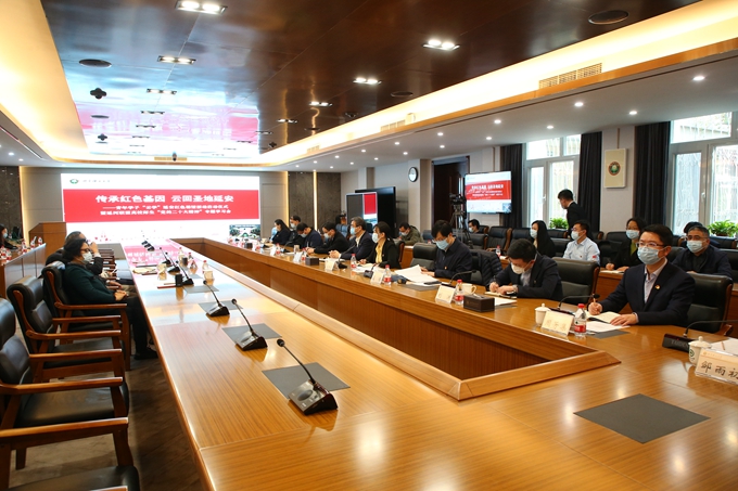 老哥俱乐部-老哥必备的交流社区