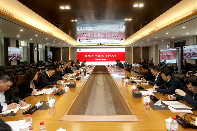 老哥俱乐部-老哥必备的交流社区