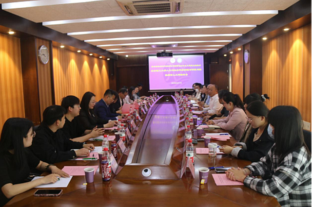 老哥俱乐部-老哥必备的交流社区