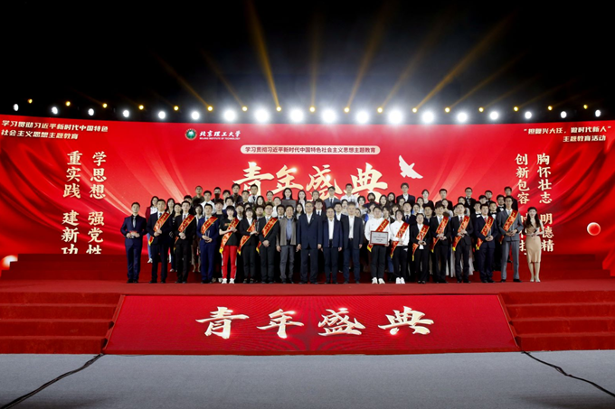 老哥俱乐部-老哥必备的交流社区