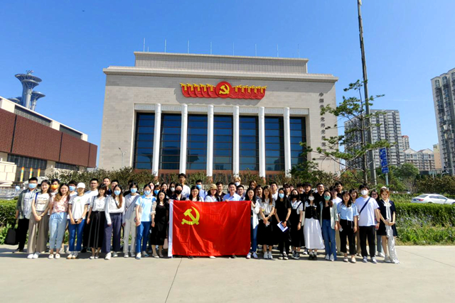 老哥俱乐部-老哥必备的交流社区