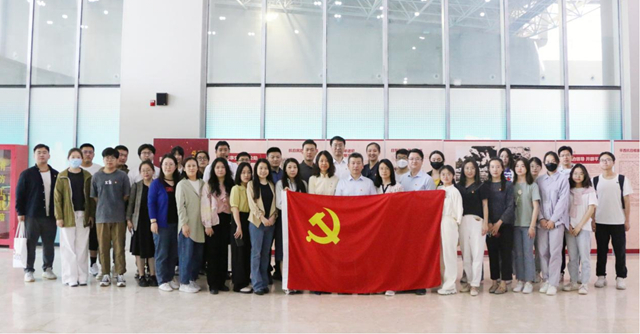 老哥俱乐部-老哥必备的交流社区