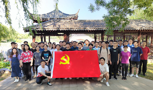 老哥俱乐部-老哥必备的交流社区