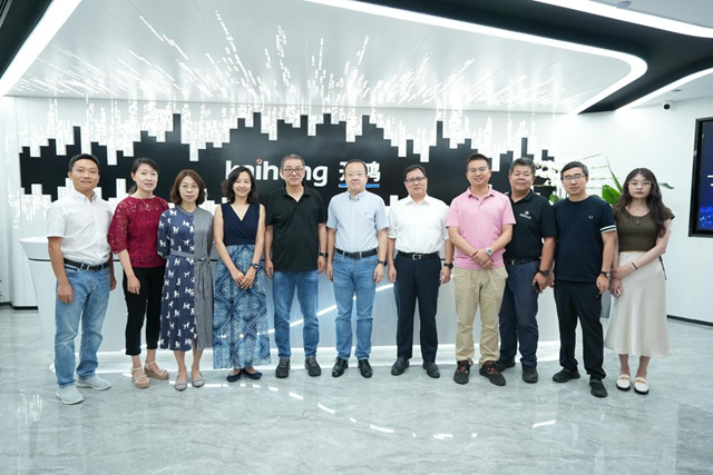 老哥俱乐部-老哥必备的交流社区