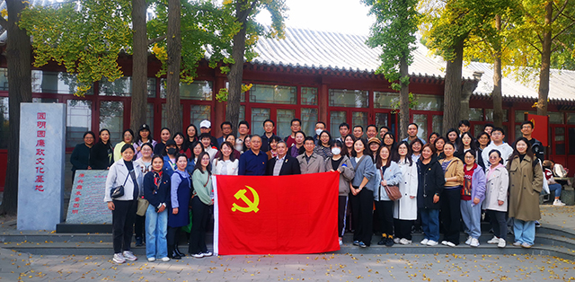 老哥俱乐部-老哥必备的交流社区