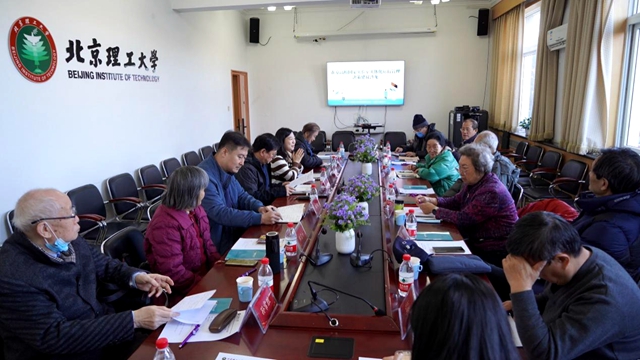 老哥俱乐部-老哥必备的交流社区