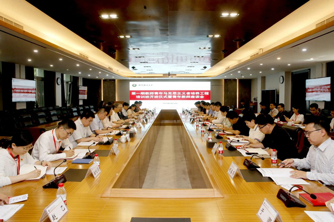 老哥俱乐部-老哥必备的交流社区