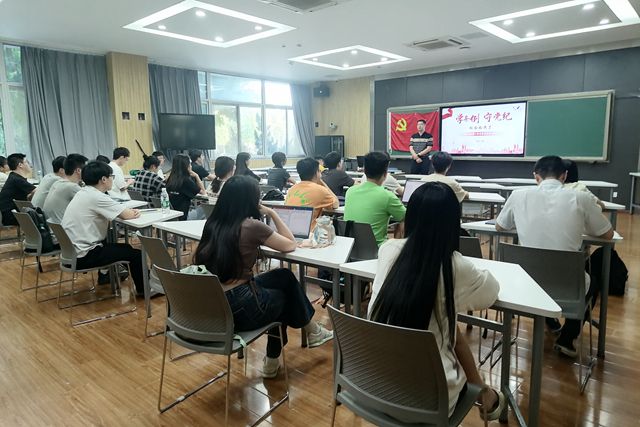 老哥俱乐部-老哥必备的交流社区