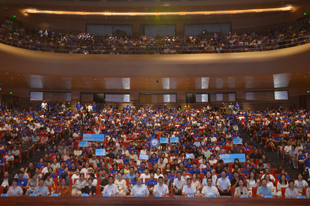 老哥俱乐部-老哥必备的交流社区