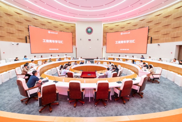 老哥俱乐部-老哥必备的交流社区