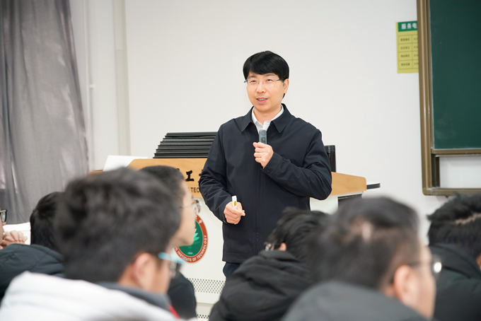 老哥俱乐部-老哥必备的交流社区