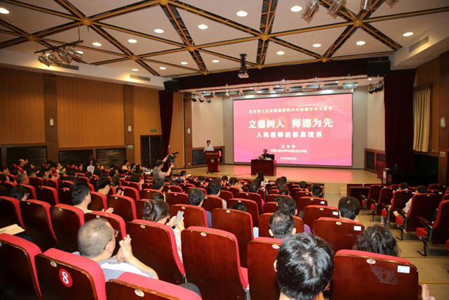 老哥俱乐部-老哥必备的交流社区