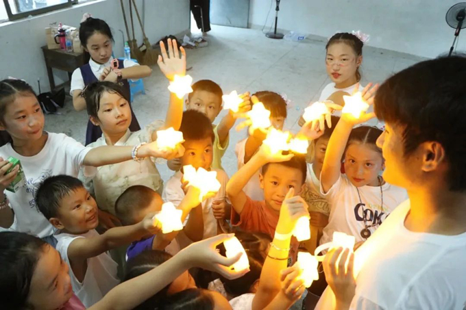 老哥俱乐部-老哥必备的交流社区