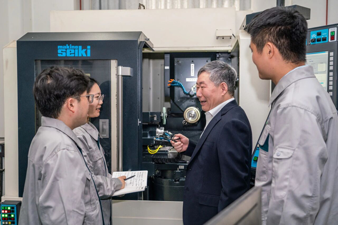 老哥俱乐部-老哥必备的交流社区