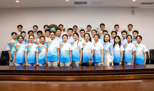 老哥俱乐部-老哥必备的交流社区