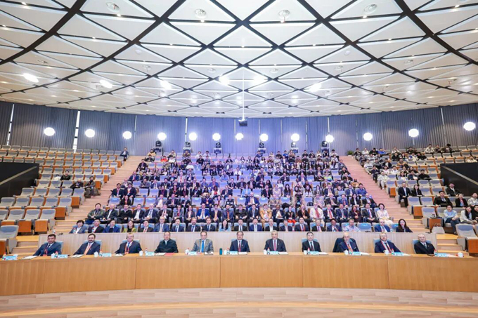 老哥俱乐部-老哥必备的交流社区