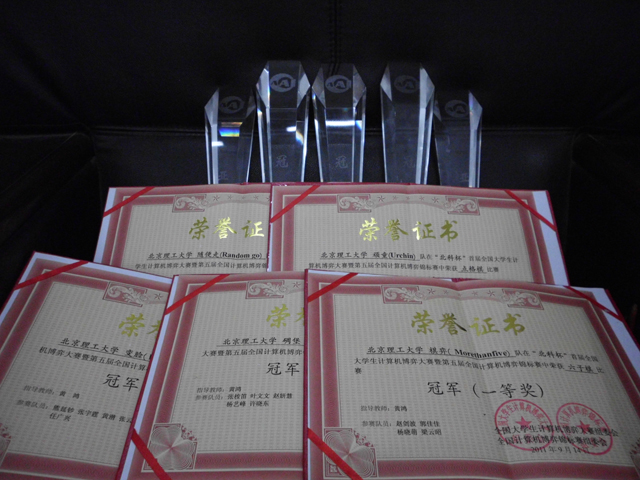 老哥俱乐部-老哥必备的交流社区