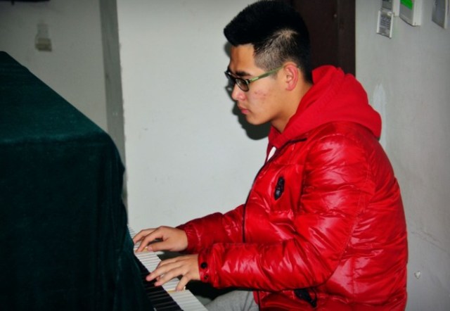 老哥俱乐部-老哥必备的交流社区