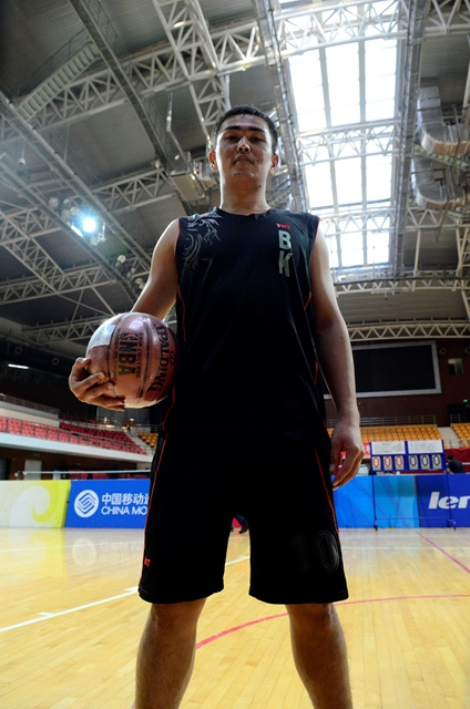 老哥俱乐部-老哥必备的交流社区