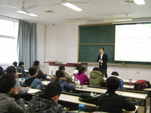 老哥俱乐部-老哥必备的交流社区