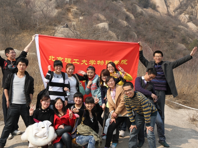 老哥俱乐部-老哥必备的交流社区