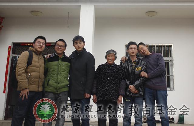 老哥俱乐部-老哥必备的交流社区