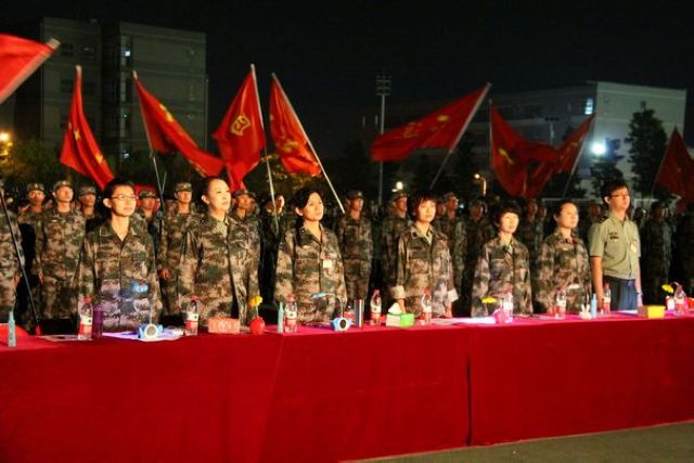 老哥俱乐部-老哥必备的交流社区