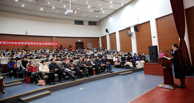 老哥俱乐部-老哥必备的交流社区