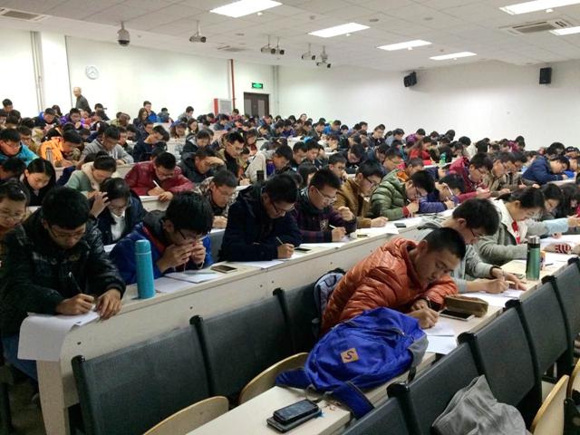 老哥俱乐部-老哥必备的交流社区