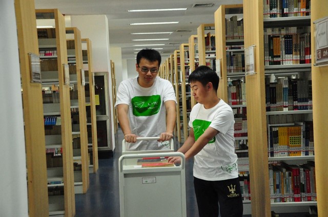 老哥俱乐部-老哥必备的交流社区