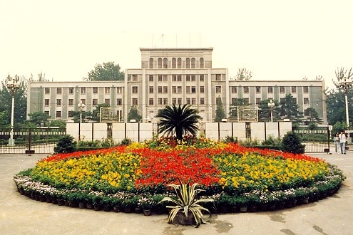 老哥俱乐部-老哥必备的交流社区