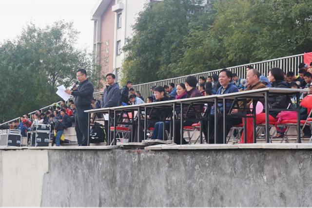 老哥俱乐部-老哥必备的交流社区