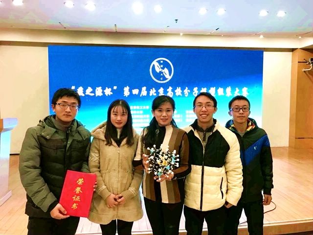 老哥俱乐部-老哥必备的交流社区