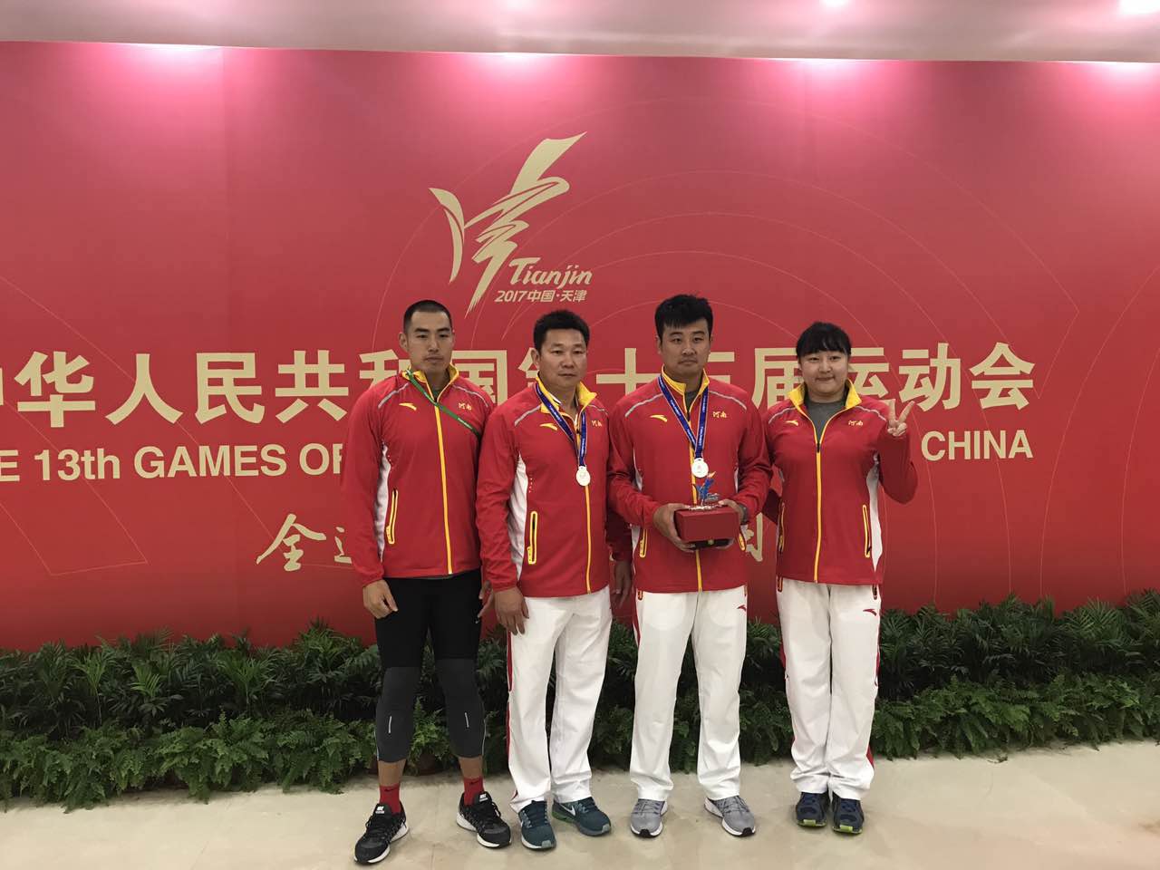 老哥俱乐部-老哥必备的交流社区